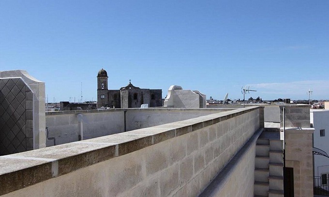 Diso Casa | Borgo Salino C: un apartamento de tres pisos característico y acogedor en el estilo característico de la campiña de Apulia.