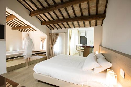 Ferrara Historic Centre Cama Y Desayuno | Borgoleoni 18 - Room and Breakfast