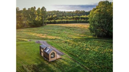 Alingsas Municipality Casa | Bostebacken Gard Tiny House by Tiny Away