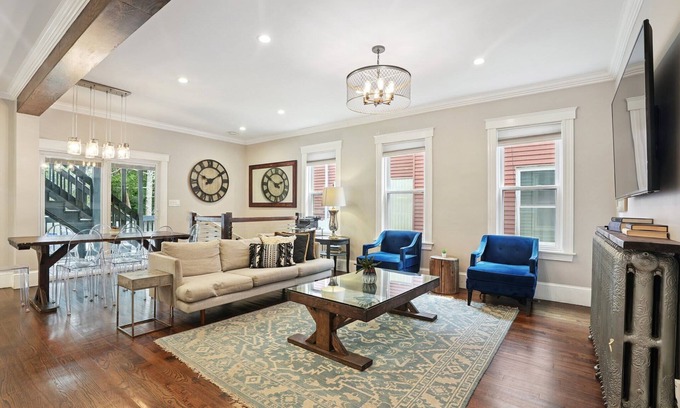 Dorchester Condominio | Boston Escape | Near T