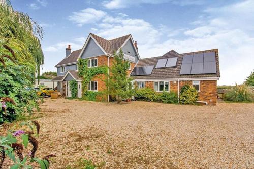 Frampton Casa | Boston Lodge