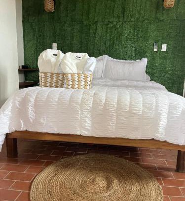 Buccoo Apartamento | Botanic Garden Suite, with views of the nylon pool