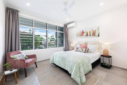 Rapid Creek Apartamento | 'Botanica Aguila' Chic Nightcliff Balcony Pad