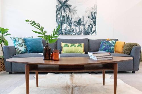 Rapid Creek Apartamento | 'Botanica Paradiso' A Vibrant Nightcliff Solace