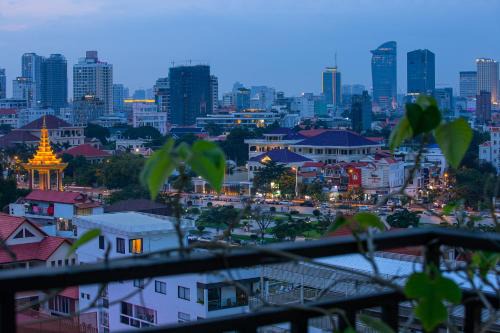 Chamkar Mon Hotel | Botum Palace Hotel