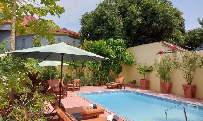 Serrekunda Apartamento | Bougainvillea House