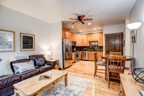 Frisco Casa | Boulevard Bend Condo - Stroll To Main St, Ski Shuttle