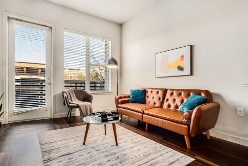 Richardson Apartamento | Boulevard Stays Direct Trail Access Parking Pool Gym 01