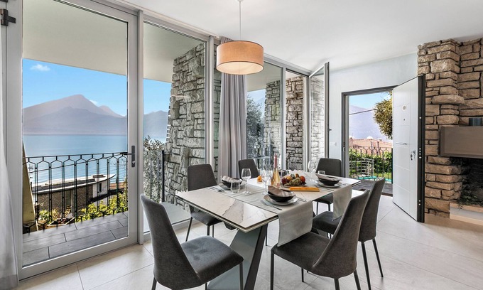 Cassone Casa | Boutique apartment Giove with Pool, Brenzone sul Garda, Italy