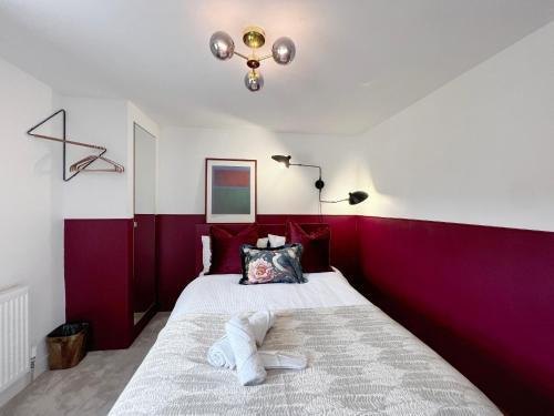 Reading Casa | Boutique Double Room in Terrace Home - University Hospital City Centre