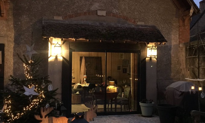 Saint-Amand-Montrond Cama Y Desayuno | Boutique Hotel B&B Fleurie