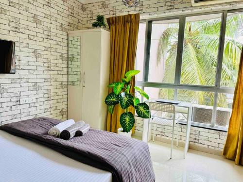 Koregaon Park Apartamento | Boutique Room in Koregaon Park. WiFi, Ac, Smart Tv