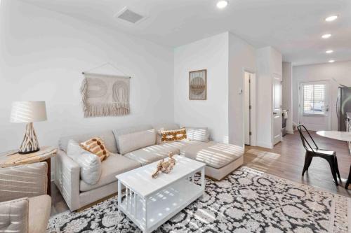 Goose Creek Casa | Bowen Village 6104