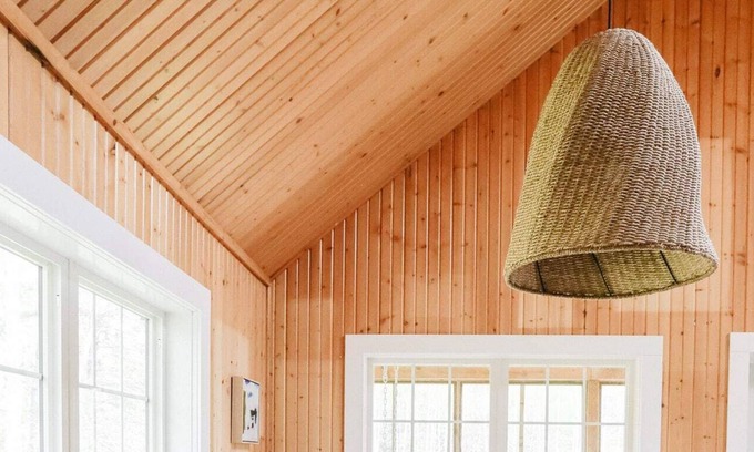 Arnes Cabina | Bowerbird Stays Bright and Playful Cabin