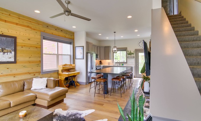 Four Corners Casa | Bozeman Gem w/ Private Patio ~ 1 Mi to Hot Springs