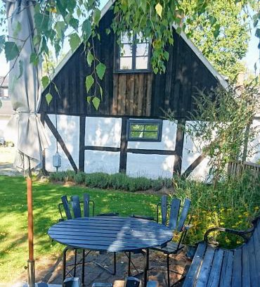 Brosarp Cama Y Desayuno | Brösarp Källagården Vindsvåning 2 rum och kök
