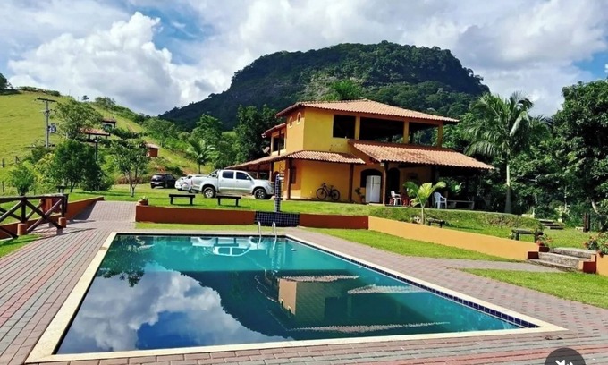 Cachoeiras de Macacu Cabaña | Farm for 13 people, with swimming pool, gourmet area
