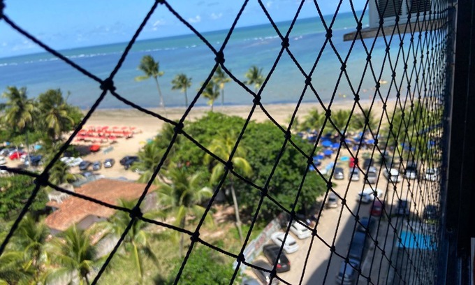 Candeias Apartamento | Beachfront apartment, right on the sand - next to Boa Viagem and 30min. Port of Galinhas