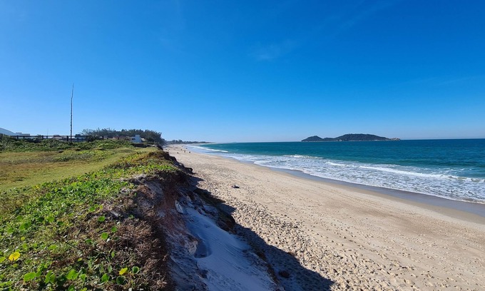 Morro das Pedras Casa | Casa de Família em Condomínio Beiramar no Campeche