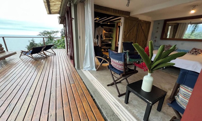 Barra do Sahy Cabina | Suite-Living Room with Sea View - Barra do Sahy