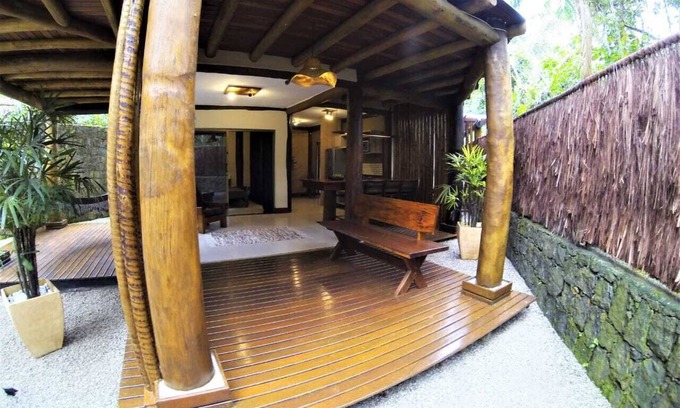 Felix Apartamento | Casa Embaúba - Félix Jungle House