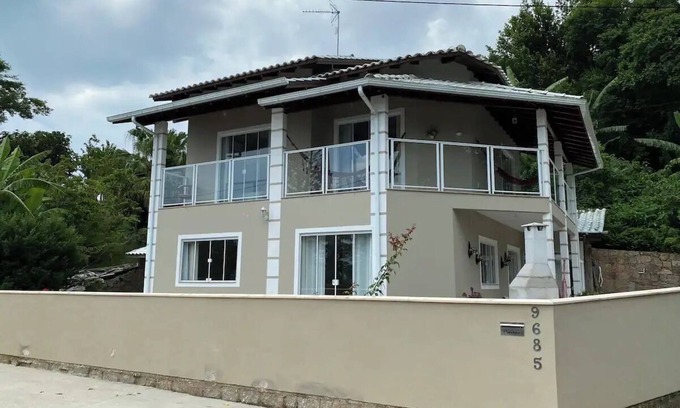 Florianopolis Casa | HIGH STANDARD HOUSE IN FRONT OF THE BEACH WITH POOL