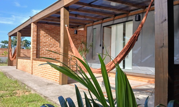 Rio Vermelho Sul Casa | LAND OF PALM TREES CONTAINER HOUSE