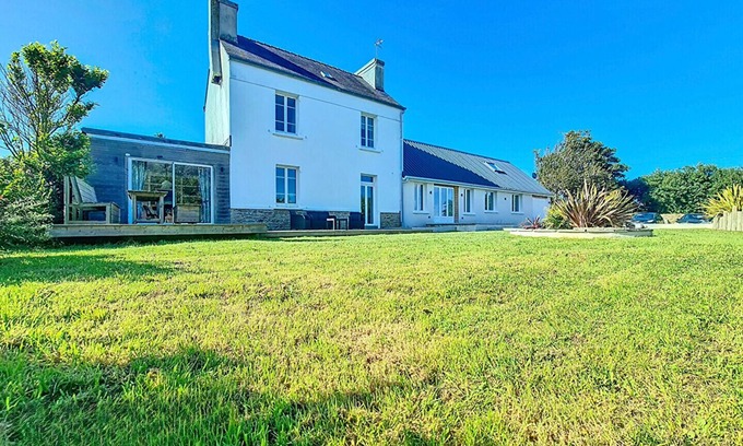 Kerlouet Casa | Brand new for 2023. Country house, minutes from the beaches.