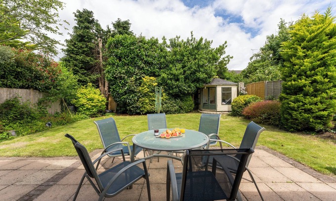 Ferndown Casa | Bracken Bliss by Grandeur Property