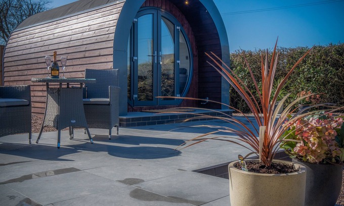 Tenby Cabina | Bracken Burrows - 1 Bed Pod - New Hedges