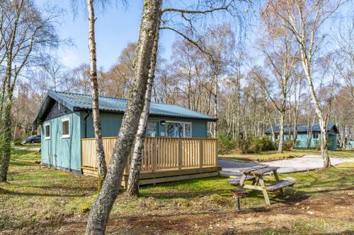 East Lewiston Casa | Bracken Lodge 16 with Hot Tub