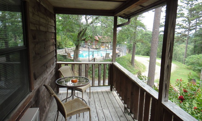 Eureka Springs Cabina | Brackenridge Lodge