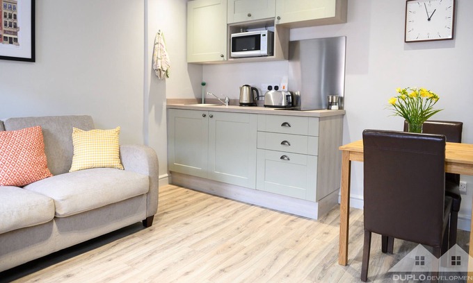 Markham Moor Cabaña | Bradford Apartment - a 1 bedroom apartment that sleeps 2 - 4 guests