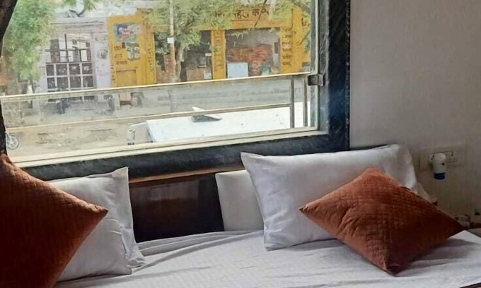 Barsana Hotel | BRAJDHAM HOTEL BARSANA