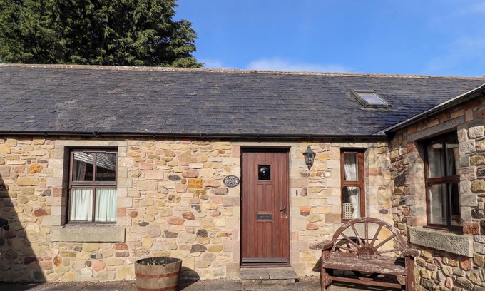 Akeld Cabaña | BRAMBLE COTTAGE, family friendly, character holiday cottage in Wooler