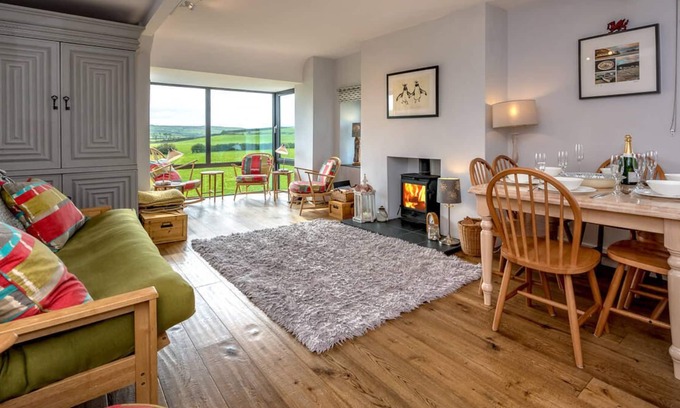 Llanengan Casa | Brambles in the beautiful Pwllheli