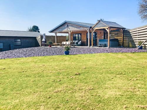 Kington Casa | Bramley Lodge - Uk38384