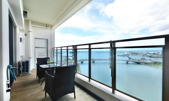 Naha Apartamento | Branchera naha akebono premist R69