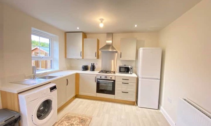 Milton Keynes Casa | Brand New Stylish 3 Bed House