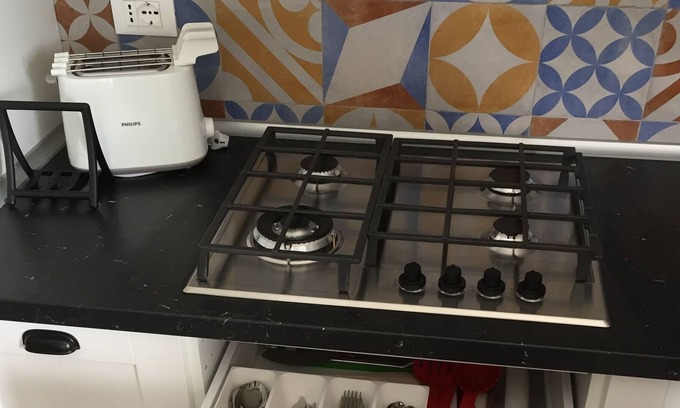 Santo Stefano di Magra Apartamento | Nuevo estudio de 40m / q, equipado con todas las comodidades, estacionamiento exclusivo.