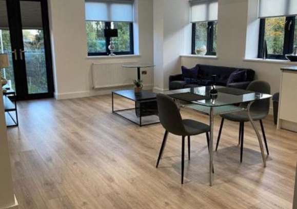 Barnt Green Apartamento | Brand new 1 bed apartment near NEC with gym