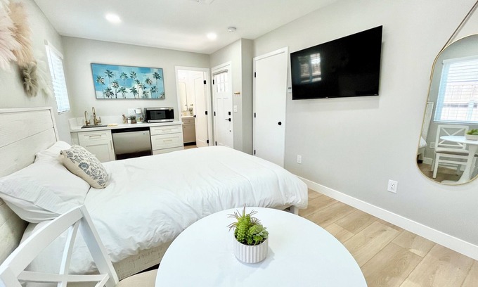 South Redlands Apartamento | BRAND NEW 2-bdrm Guesthouse with WiFi, AC in marvelous Redlands