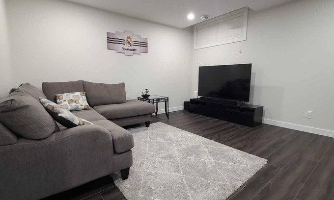 Calgary Casa | Brand New 2 BR Suite Located Near YYC Airport