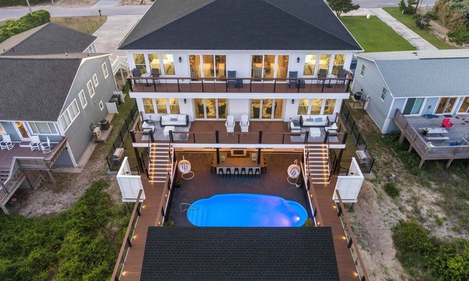 Emerald Isle Casa | Brand New 2024 Oceanfront 10BR Duplex! Pool, Tiki Bar, Stunning Luxury Awaits!
