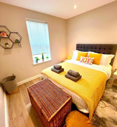 Boscombe Apartamento | Brand New Apt -Coastal Breeze 1-bedroom apartment in Bournemouth with free parking- sleeps 4 ppl- internet