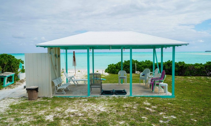 Spanish Wells Casa | A estrenar, Propiedad de playa frente en Spanish Wells