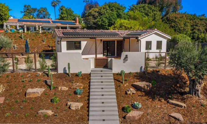 La Jolla Alta Casa | Brand new, custom 2 bedroom 2 bath luxury casita 5 minutes to the beach!
