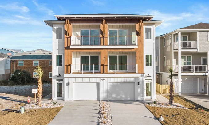 Kure Beach Casa | Brand New Home on Kure Beach Saltwater Serenade