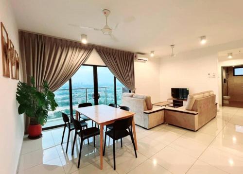 Klang Apartamento | Brand New Home! TaksvitHome Trio Aeon GM Port Klang