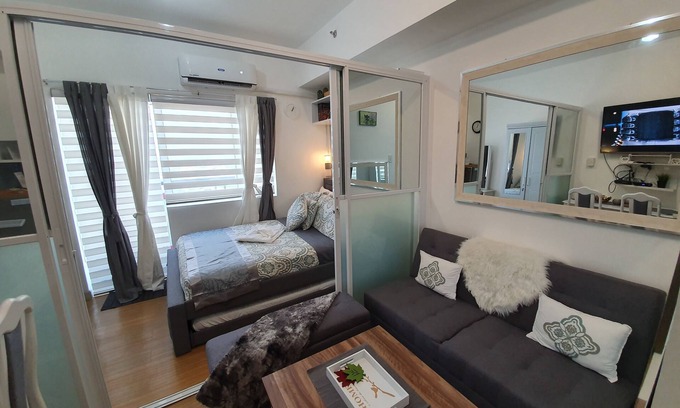 Ususan Condominio | Todo impecable y totalmente amueblado 1 BR + Balcón